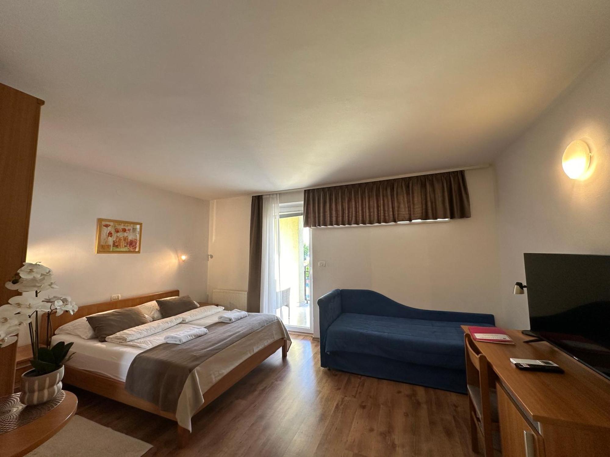 Garni Hotel Keltika Izola Exterior foto